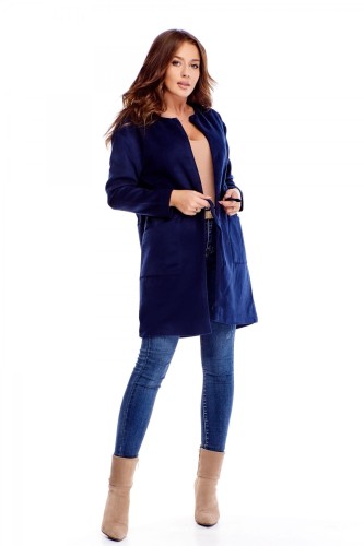 płaszcz z wiązaniem w pasie